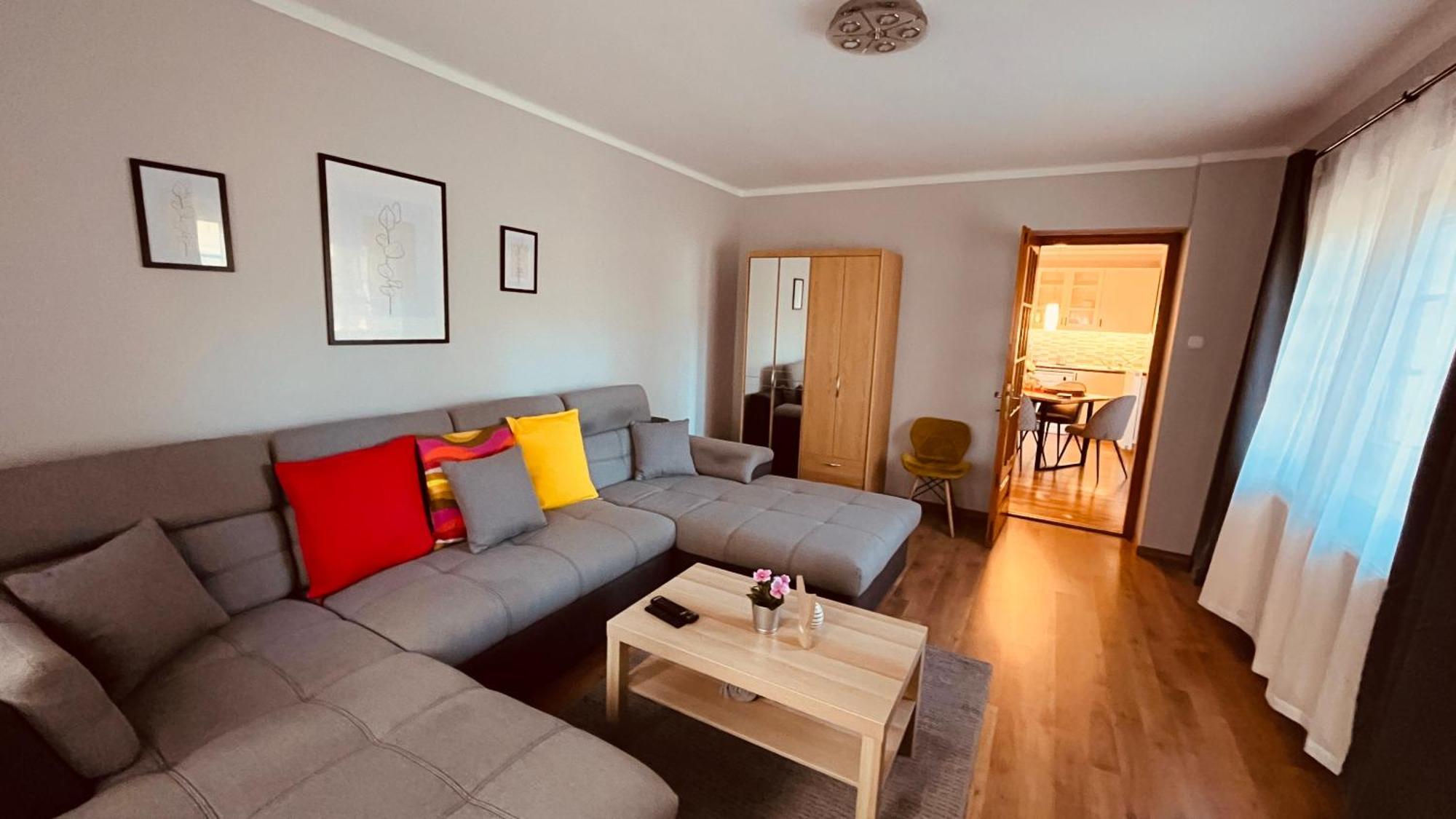 Strigonia Apartman Esztergom Buitenkant foto