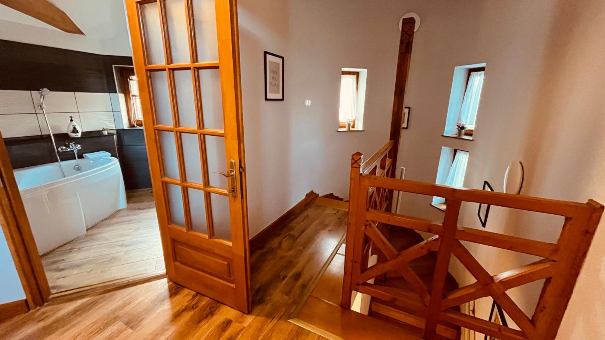 Strigonia Apartman Esztergom Buitenkant foto