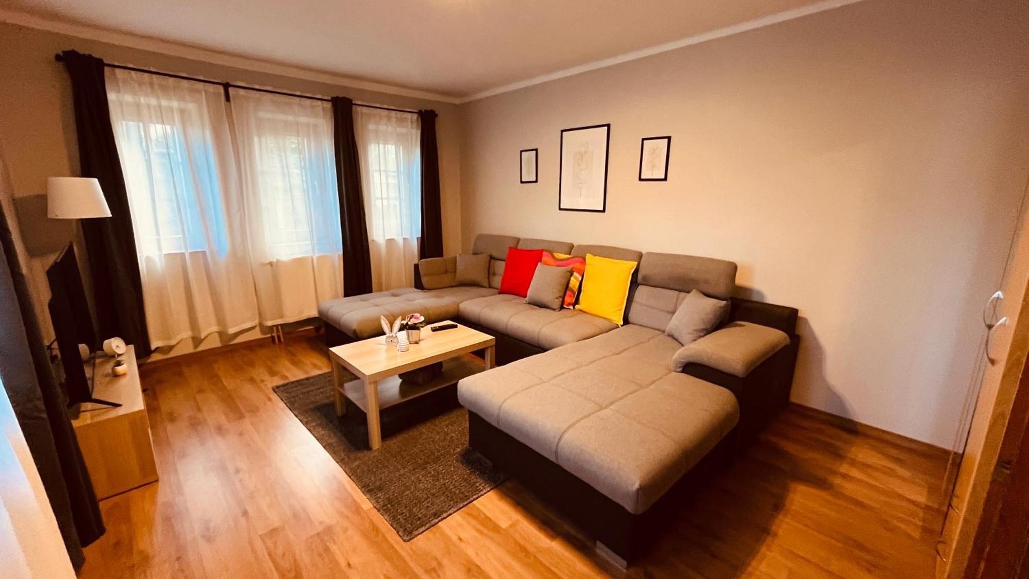 Strigonia Apartman Esztergom Buitenkant foto